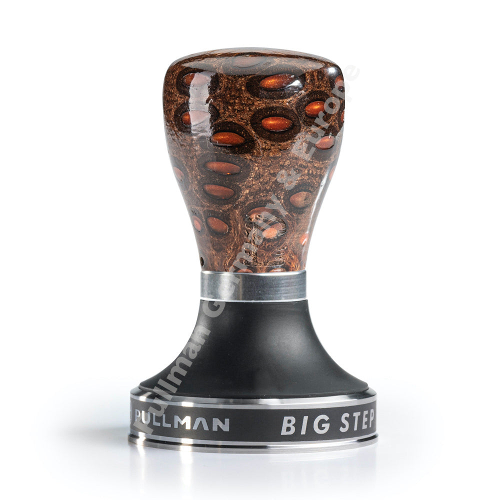 Tamper BigStep | Banksia Pine & Resin | Red
